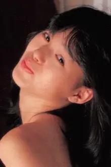 Tomomi Segawa como: Maki Ôkawa