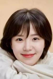 Yoon Seul como: Hye-Rin