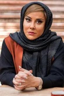 Asha Mehrabi como: Sadaf