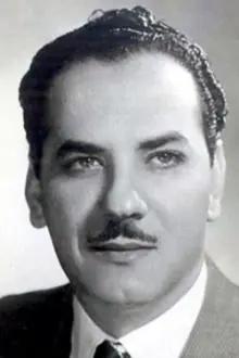 Mohamad El Tokhy como: Dr. Tawfiq