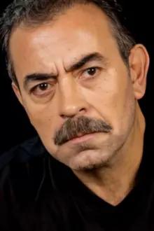 Mehmet Güler como: Kemal Çetinkaya
