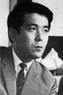 Shinsuke Mikimoto como: Yogoro Mishima