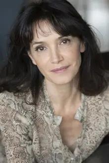 Cécile Pallas como: Eve